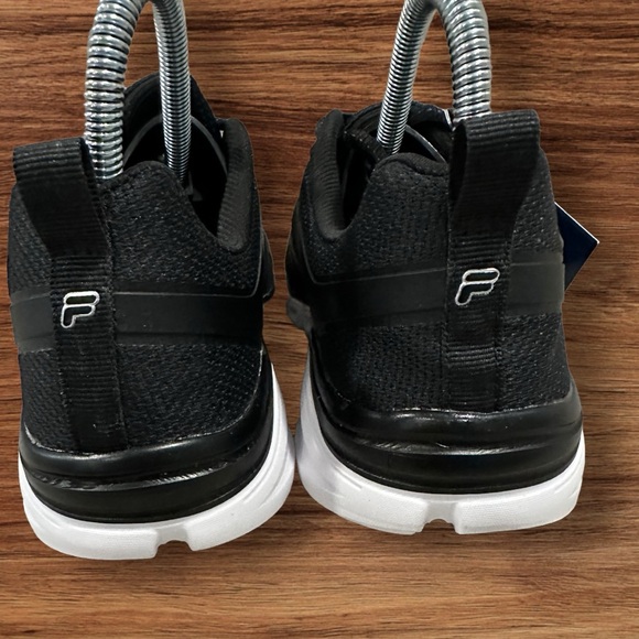 Men’s FILA Memory Foam with Mesh Upper Black Sneakers, Size 8. - Picture 5 of 10